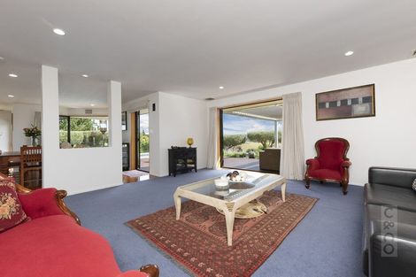 Photo of property in 849 Old North Road, Waimauku, 0882