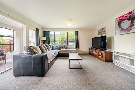 Photo of property in 28a Trafalgar Street, Waiwhetu, Lower Hutt, 5010