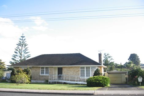 Photo of property in 1 Buller Crescent, Manurewa, Auckland, 2102