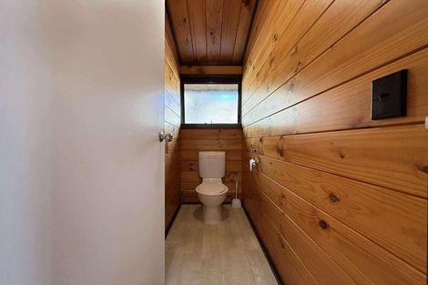 Photo of property in 2/68 Gibbons Street, Ebdentown, Upper Hutt, 5018