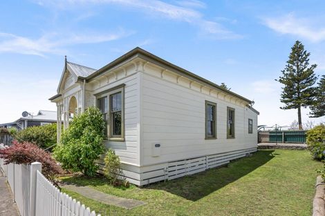Photo of property in 120a Te Awa Avenue, Te Awa, Napier, 4110