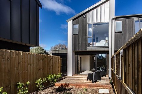 Photo of property in 11/24 Devonport Lane, St Albans, Christchurch, 8014