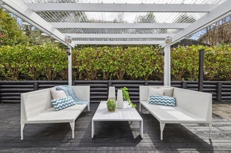 Photo of property in 92 Stapleford Crescent, Browns Bay, Auckland, 0630