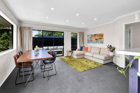 Photo of property in 115 Young Street, New Plymouth, 4310