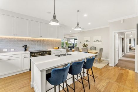 Photo of property in 576 Whitford Road, Whitford, Howick, 2571