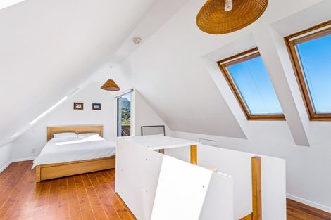 Photo of property in 32 Cluny Road, Plimmerton, Porirua, 5026