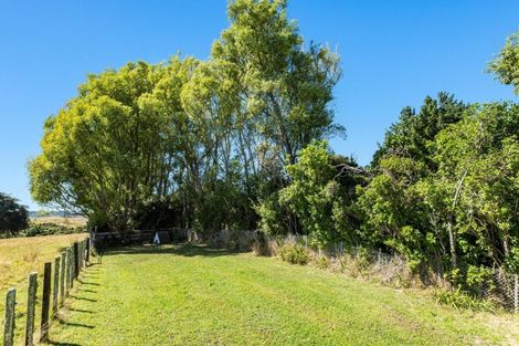 Photo of property in 33 Paremata Haywards Road, Pauatahanui, Porirua, 5381