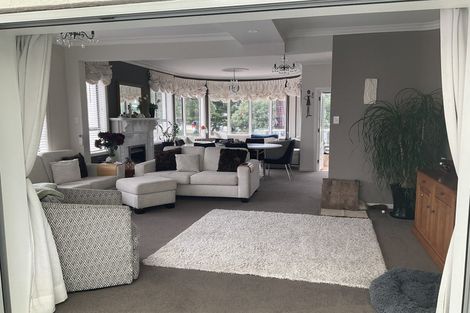 Photo of property in 238 Hibiscus Coast Highway, Orewa, 0931