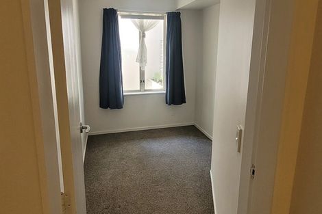 Photo of property in Luxford Villas, 107/72 Herald Street, Berhampore, Wellington, 6023