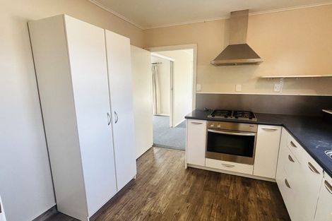 Photo of property in 6 Ngahina Street, Paraparaumu, 5032