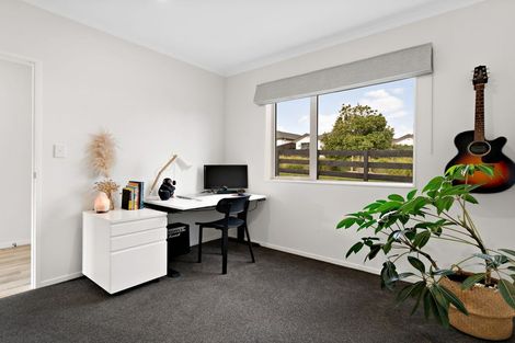 Photo of property in 47 Jeroboam Loop, Kumeu, 0810
