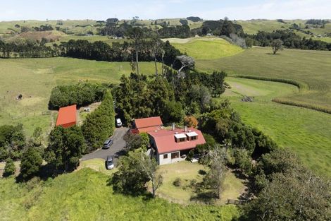 Photo of property in 250 Taurangaruru Road, Karioitahi, Waiuku, 2683
