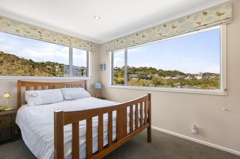 Photo of property in 43 Cedar Street, Maungaraki, Lower Hutt, 5010