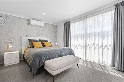 Photo of property in 279 Shakespeare Street, Leamington, Cambridge, 3432