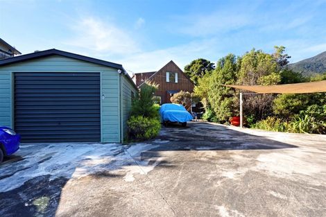 Photo of property in 5 Kaimiko Place, Okiwi Bay, 7193