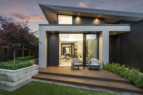 Photo of property in 32 Queens Avenue, Merivale, Christchurch, 8014