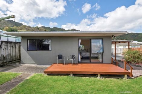 Photo of property in 3b Buller Grove, Naenae, Lower Hutt, 5011