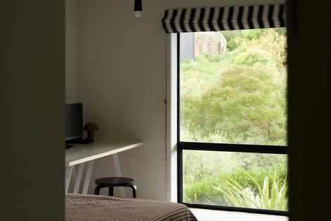 Photo of property in 5 Harkess Lane, Lyttelton, 8082