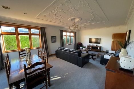 Photo of property in 1 Newcombe Crescent, Karori, Wellington, 6012