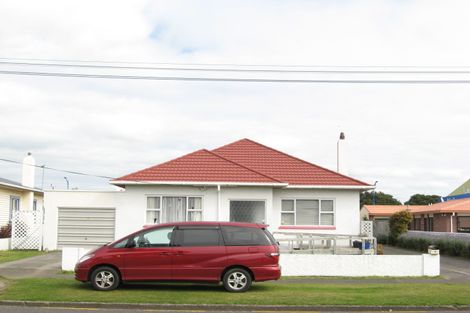 Photo of property in 6 Vogel Street, Fitzroy, New Plymouth, 4312