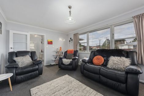 Photo of property in 41 Totara Park Road, Clouston Park, Upper Hutt, 5018