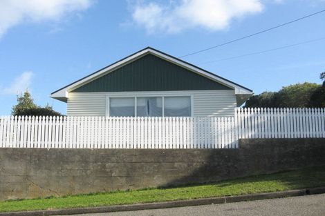 Photo of property in 31a Whanake Street, Titahi Bay, Porirua, 5022