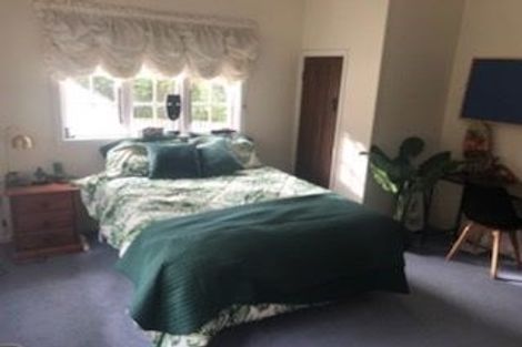 Photo of property in 92b Upper Harbour Drive, Greenhithe, Auckland, 0632