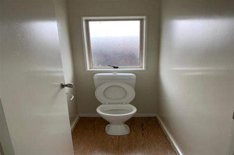 Photo of property in 127 Shifnal Drive, Randwick Park, Auckland, 2105