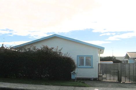 Photo of property in 10a Parakai Street, Paraparaumu, 5032