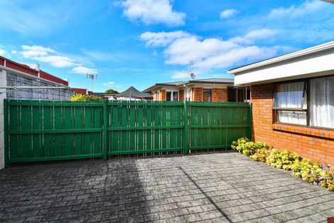 Photo of property in 2/14 Puhinui Road, Manukau, Auckland, 2104