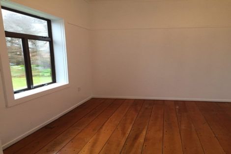 Photo of property in 104 Centennial Avenue, Waitara, 4320