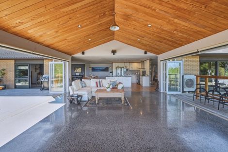 Photo of property in 34 Hepina Heights, Kinloch, Taupo, 3377