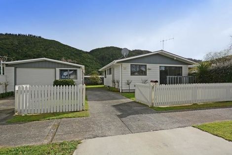 Photo of property in 1/6 Gemstone Drive, Birchville, Upper Hutt, 5018