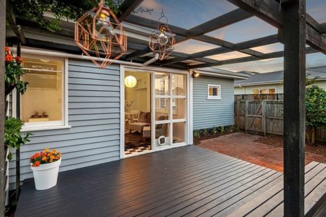 Photo of property in 38 Hinemoa Street, Spreydon, Christchurch, 8024