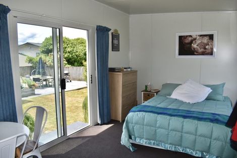 Photo of property in 16 Lemon Street, Otaki, 5512