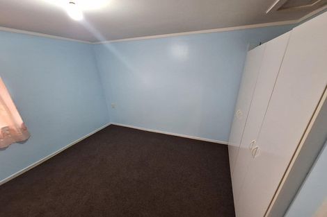 Photo of property in 2 Tomlin Place, Mangere East, Auckland, 2024
