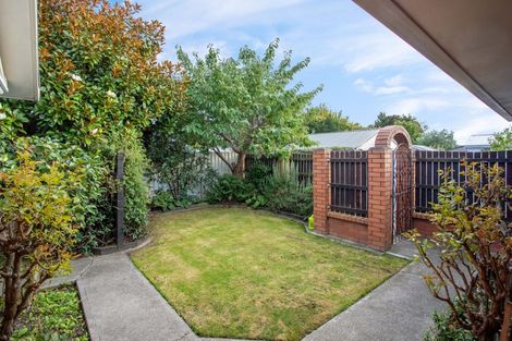 Photo of property in 120b Somerfield Street, Somerfield, Christchurch, 8024