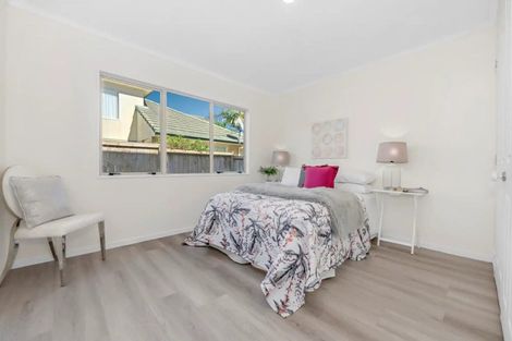 Photo of property in 28 Santa Ana Drive, Dannemora, Auckland, 2016