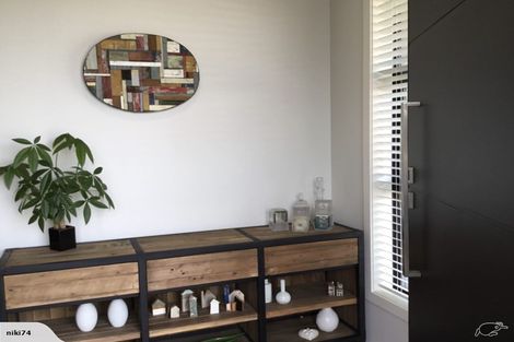 Photo of property in 16 Livingstone Drive, Papamoa Beach, Papamoa, 3118