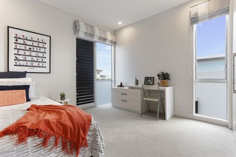 Photo of property in 8/258 Hurstmere Road, Takapuna, Auckland, 0622