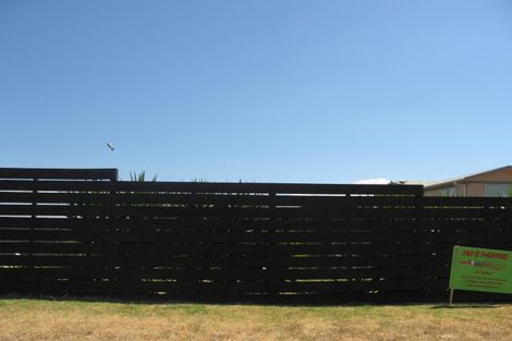 Photo of property in 650 Pukehina Parade, Pukehina, Te Puke, 3189