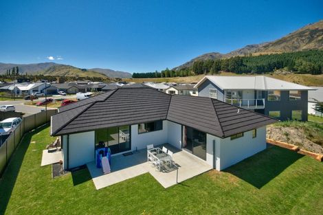 Photo of property in 6 Silver Street, Lower Shotover, Queenstown, 9304