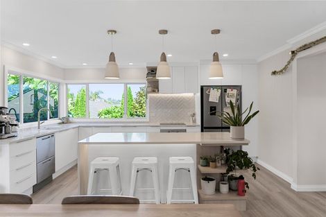 Photo of property in 12 Brodie Place, Bethlehem, Tauranga, 3110