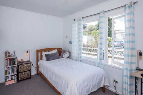 Photo of property in 14 Alexander Road, Raumati Beach, Paraparaumu, 5032