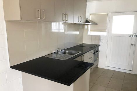 Photo of property in 2/120 Saint George Street, Papatoetoe, Auckland, 2025