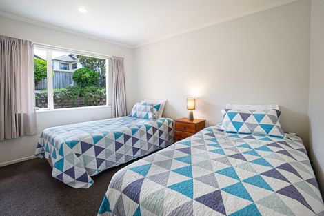 Photo of property in 84 Tauranga Place, Orewa, 0931