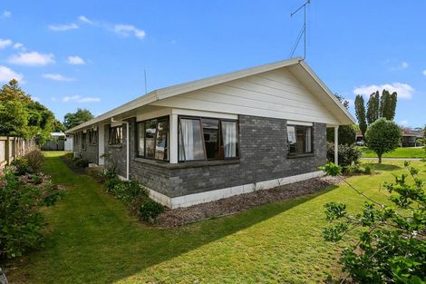 Photo of property in 12 Conrad Place, Leamington, Cambridge, 3432