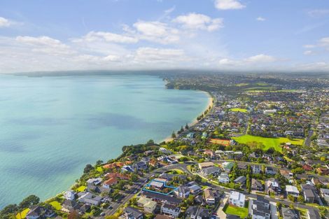 Photo of property in 2/115 Clovelly Road, Bucklands Beach, Auckland, 2012