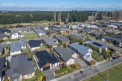 Photo of property in 15 Tutaipatu Avenue, Pegasus, 7612