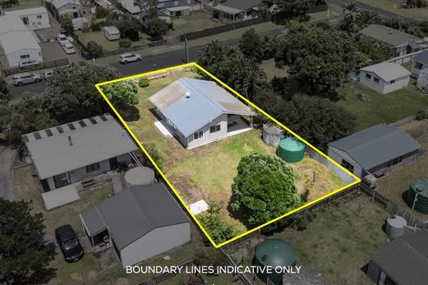 Photo of property in 1 Cordyline Road, Port Waikato, Tuakau, 2695